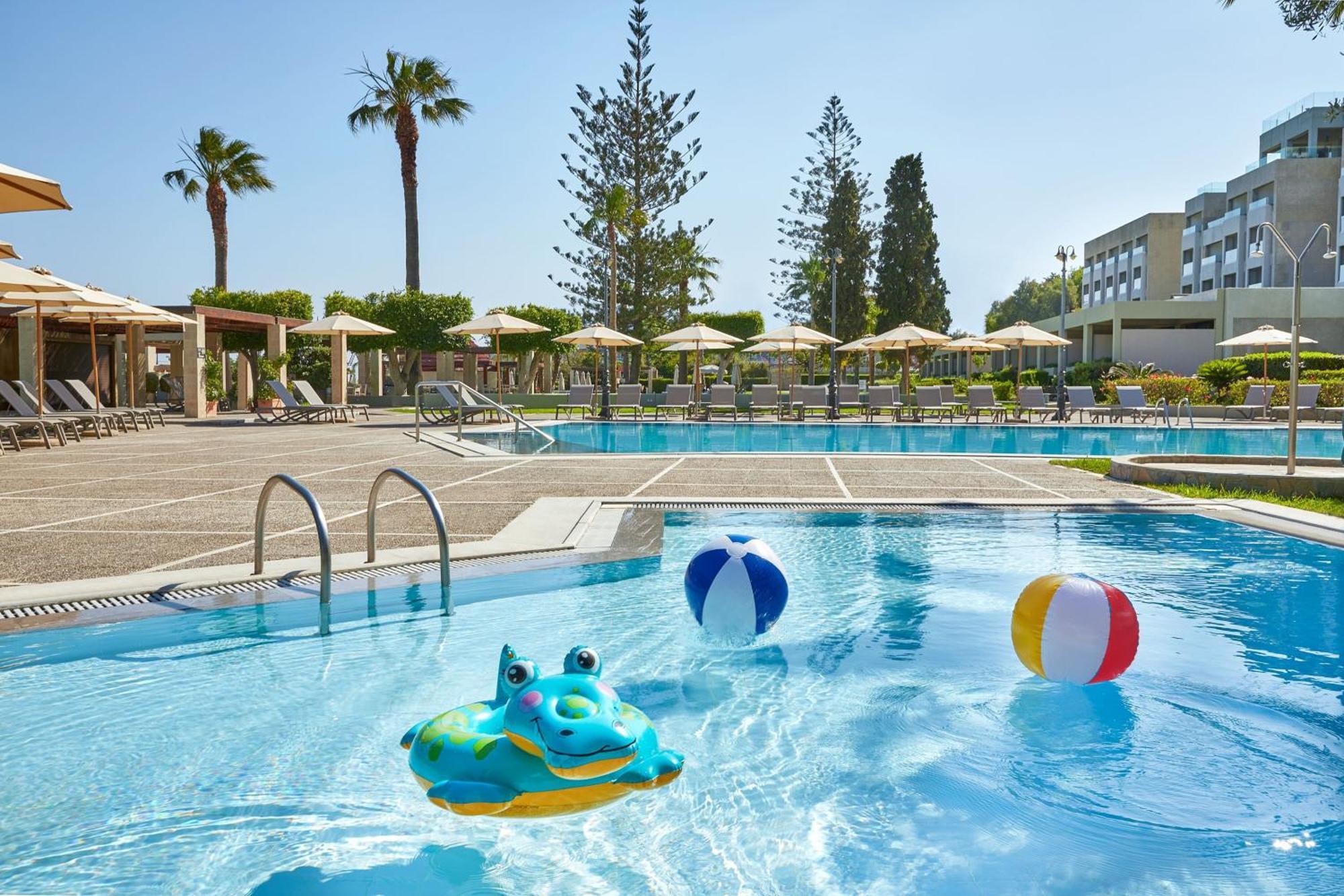 Sheraton Rhodes Resort Ixia  Esterno foto